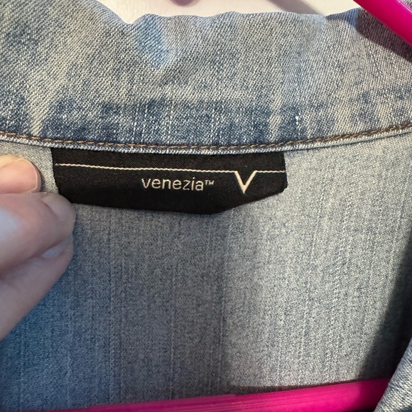 Venezia Light Blue Denim Jacket - Picture 3 of 7